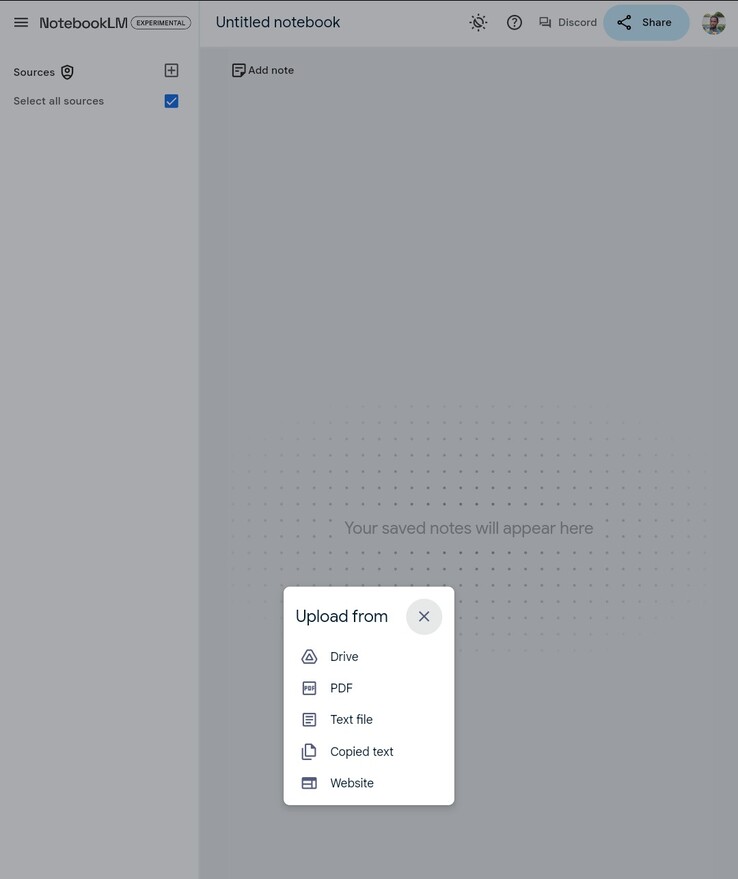 NotebookLM 接受谷歌文档、幻灯片、文本文件、复制文本和网络 URL 作为源材料（来源：谷歌）