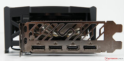 蓝宝石Nitro+ Radeon RX 6750 XT的外部端口