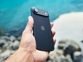 iOS 27 让同时使用两部 iPhone 变得更加轻松。