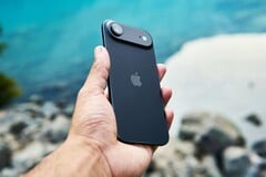 iOS 27 让同时使用两部 iPhone 变得更加轻松。