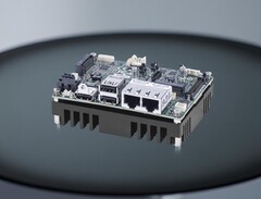 MSI MS-Cf16 V3.0 是一款具有大量 I/O 选项的新型 SBC。(图片来源：微星）