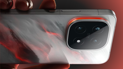 Android 旗舰智能手机 iQoo 15。(图片来源：iQoo，经编辑）