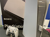 以 PlayStation 为主题的 PlayStation 5 在 Twitter 上引发关注。(图片来源：@InstallBase）