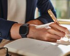 Fitbit 最近的一封客户电子邮件提醒客户必须转用谷歌账户。(图片来源：Fitbit）