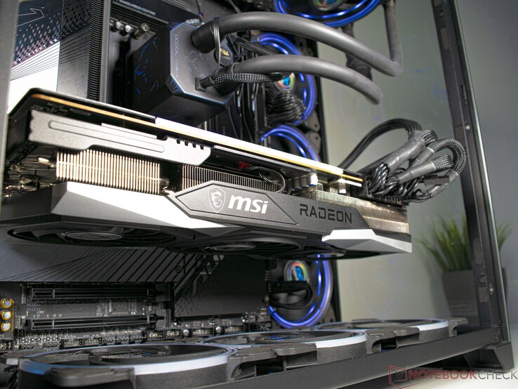 微星Radeon RX 6950 XT Gaming X Trio 16G在我们的测试系统中。