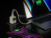 Shargeek Retro 67 W USB-C充电器被设计成老式苹果机的样子，因为为什么不呢（图片来源：Indiegogo）。
