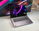 配备 1100 尼特 OLED 的 15 英寸优秀多媒体笔记本电脑 - 联想 Yoga Pro 7i 灵光版评测