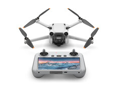 Mini 3 Pro现在支持DJI RC Pro，它与Mavic 3无人机一起推出。(图片来源: DJI)