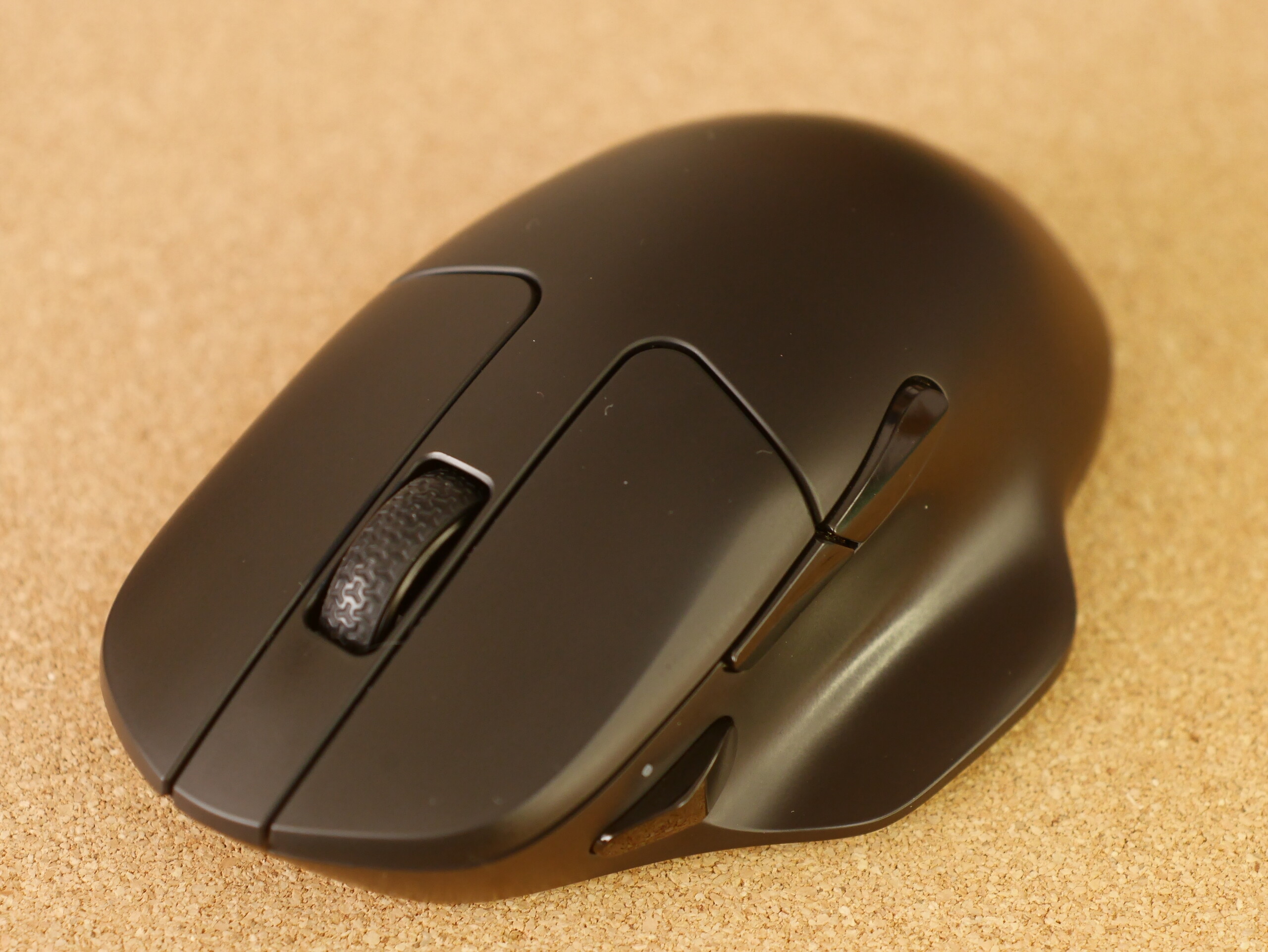 Keychron M7 8K 无线游戏鼠标上手评测