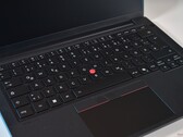 新款联想 ThinkPad T14 7 代的键盘。