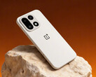OnePlus 15 在中国的起价约为 561 美元。图:手机宣传照。(图片来源:OnePlus)