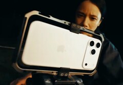iPhone 17 Pro Max 配备 4800 万像素长焦摄像头，传感器尺寸增大 56%（图片来源：Apple)