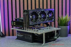 Minisforum BD770i 和 NvidiaGeForce RTX 4090
