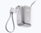 20,000mAh版本与10,000mAh型号一样,配备了两根内置USB-C数据线。
