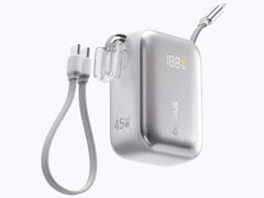 20,000mAh版本与10,000mAh型号一样,配备了两根内置USB-C数据线。