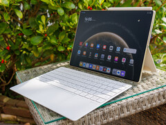 我们对华为 MatePad Pro 13.2 2025 进行了评测（图片来源：Daniel Schmidt）