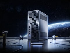 Minisforum MS-02 Ultra 重量约为 3.45 千克(不包括桌面显卡)。(图片来源:Minisforum)