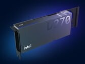Intel GPU D270 — 一款专为推理工作负载设计的 AI 加速器。