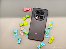 (图片来源：微博）