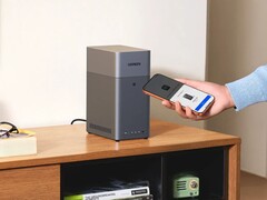 DH2300 NAS 现已上市，并提供首发折扣（图片来源：Ugreen）