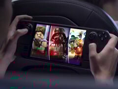 乐高世界大碰撞游戏系列即将到期。图为带有捆绑包封面图片的 Steam Deck。(图片来源：Valve 和 Humble Bundle - 已编辑）