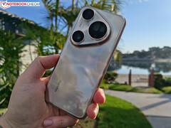 华为 Pura 80 Ultra 采用上一代 1 英寸 SmartSens 图像传感器