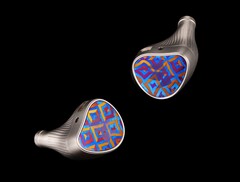 Noble 最新推出的钛金属外壳耳机。(图片来源:Noble Audio)