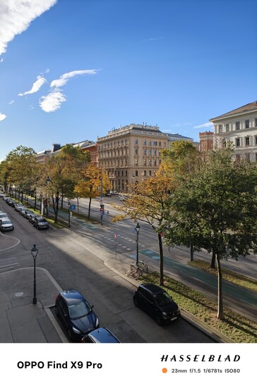 OPPO Find X9 Pro 的 23mm 照片,默认像素为 1200 万。