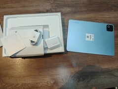 小米 Pad 8 包装盒内的所有物品