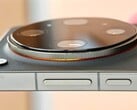预计OPPO Find X10 Ultra将在2027年搭载尺寸更大的双潜望式传感器。除了更大的10倍长焦镜头外，还可能配备更大的3倍长焦镜头。
