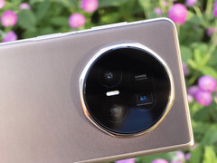 Honor 将利用 Magic V5 展示新款 70 毫米长焦相机。(图片来源：fenibook）