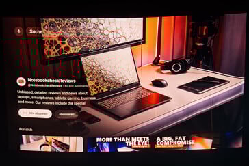 户外投影屏幕（黄昏）（图片来源：Daniel Schmidt）