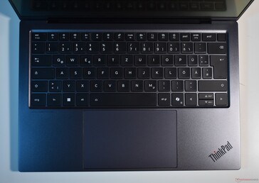 联想 ThinkPad X9-14：键盘