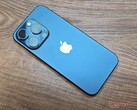 据报道，iPhone 16 Pro 系列将配备更大的显示屏、更纤薄的边框和改进的超宽摄像头。(图片来源：Notebookcheck）