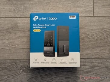 DL130智能门锁的零售包装。