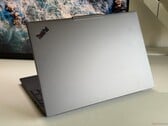联想 ThinkPad T16 第 5 代 AMD 版