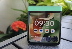摩托罗拉 Razr 60 摩托罗拉 Razr 60