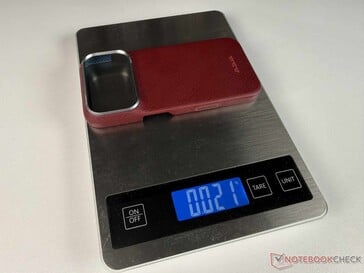 ……重量略超过 20 克。