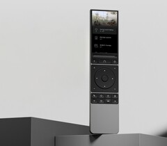 Remote 3 的无线充电功率可达 5 W，也可使用其专有的基座系统进行充电。(图片来源：Unfolded Circle）