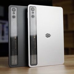 RedMagic Gaming Tablet 3 Pro 上市时将有两种颜色可供选择。(图片来源：RedMagic）