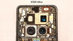 vivo 现在还透露了 vivo X300 Ultra 第三摄像头的规格。