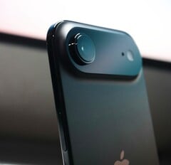 未来,苹果 iPhone Air 可能会取代基础款机型。