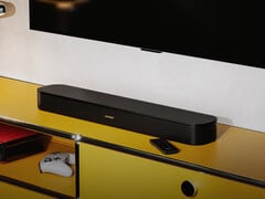 第二代 TV Speaker 搭载中央高音单元正式发布。图为置于电视下方的 soundbar。
