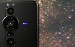 显然，可以预期2023年的索尼Xperia 1 V和5 V智能手机会有重大设计变化。(图片来源：索尼-编辑)