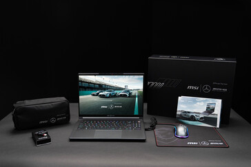 MSI Stealth 16 Mercedes-AMG Motorsport 礼品袋（图片来自MSI）