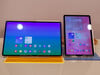 Galaxy Tab S11 Ultra 旁边的 Tab S11（图片来源：Daniel Schmidt）