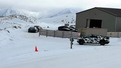 Cybertruck 在新西兰进行冬季测试（图片：Talor Griffin/FB）