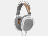 Koss A550 耳机采用开放式设计，呈现出宽广的声场。