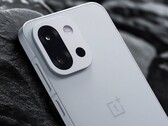 OnePlus 13T。(图片来源：韩Sir微博）