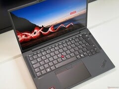 联想 ThinkPad X13 Gen 7 AMD